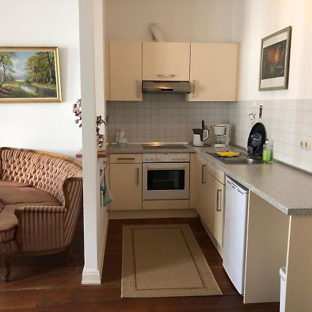 Cafe 28 & Pension Am Markt Wismar Exterior foto